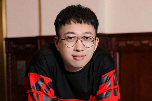 于正吃瓜群众,娱乐圈吃瓜群众的“瓜王”传奇