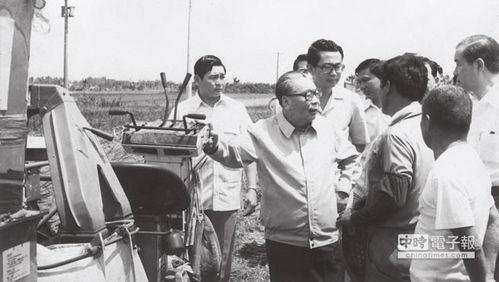 蒋经国下乡吃瓜,揭秘民国领袖的平民情怀